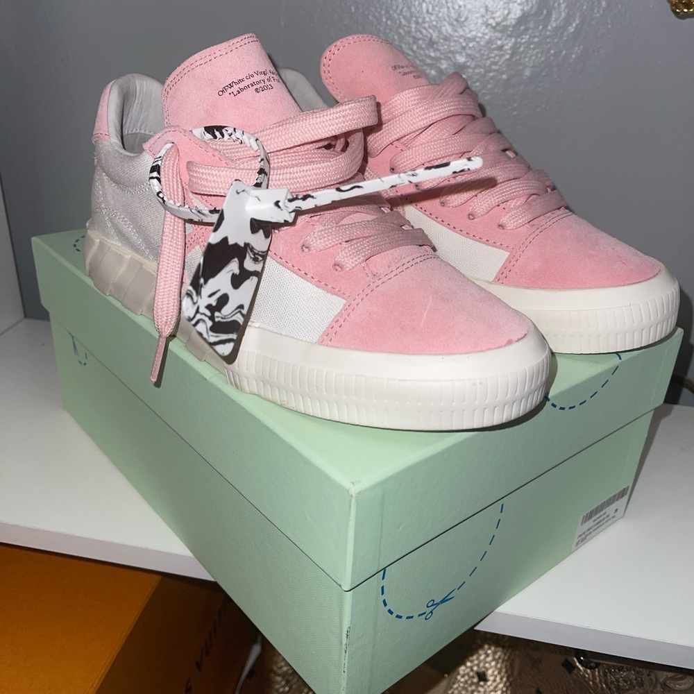 Off-White Suede and Canvas sneaks